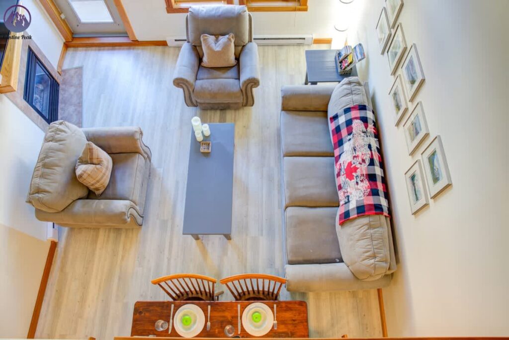 Wolf Mountain Escape Main Image