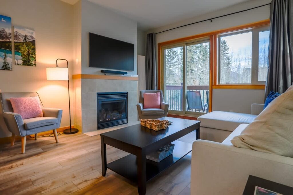 Grizzly Lodge 101 Main Image